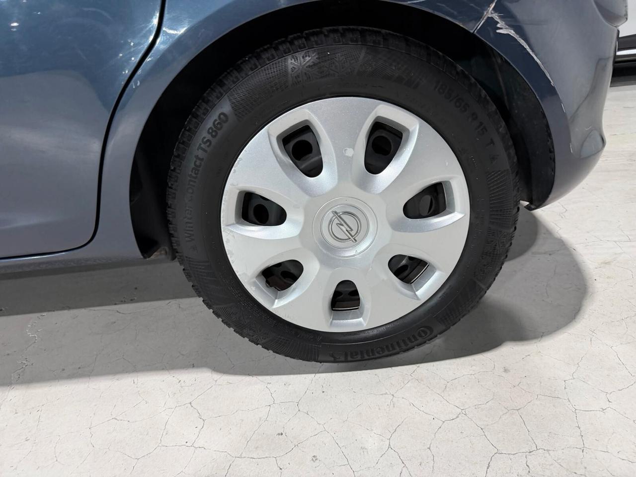 Opel Corsa Benzina Neopatentati