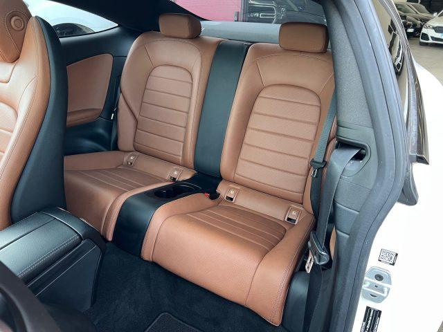 MERCEDES-BENZ C 220 d Coupé Premium Plus AMG