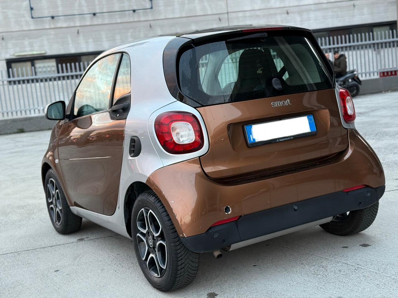 Smart ForTwo 70 1.0 prime con soli 40.000 km