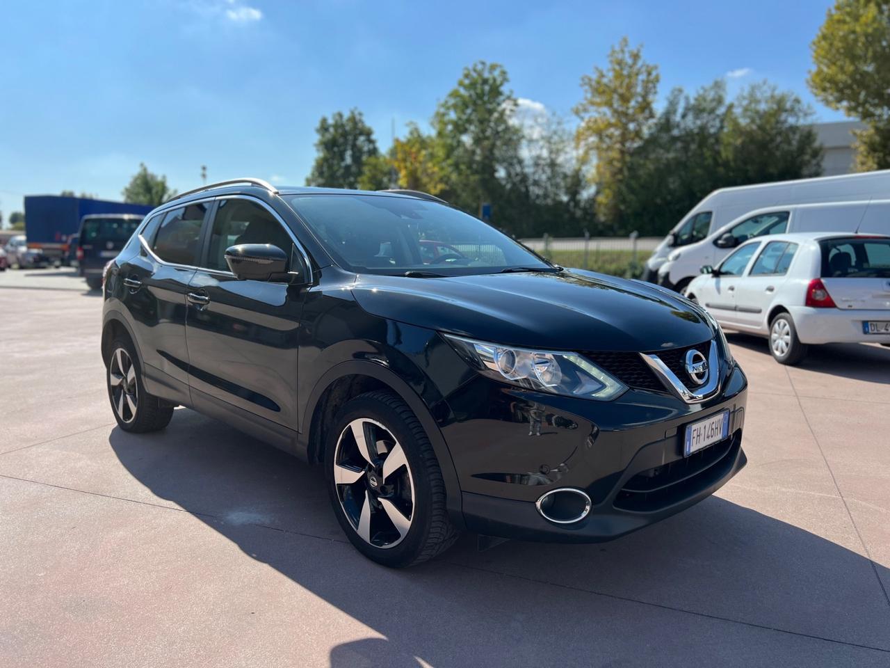 Nissan Qashqai 1.6 dCi X-Tronic 2WD Black Edition