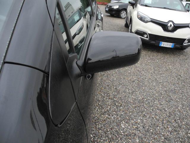 TOYOTA Yaris 1.4 D-4D DPF 5p. 6M - OK NEOPATENTATI - DA VETRINA