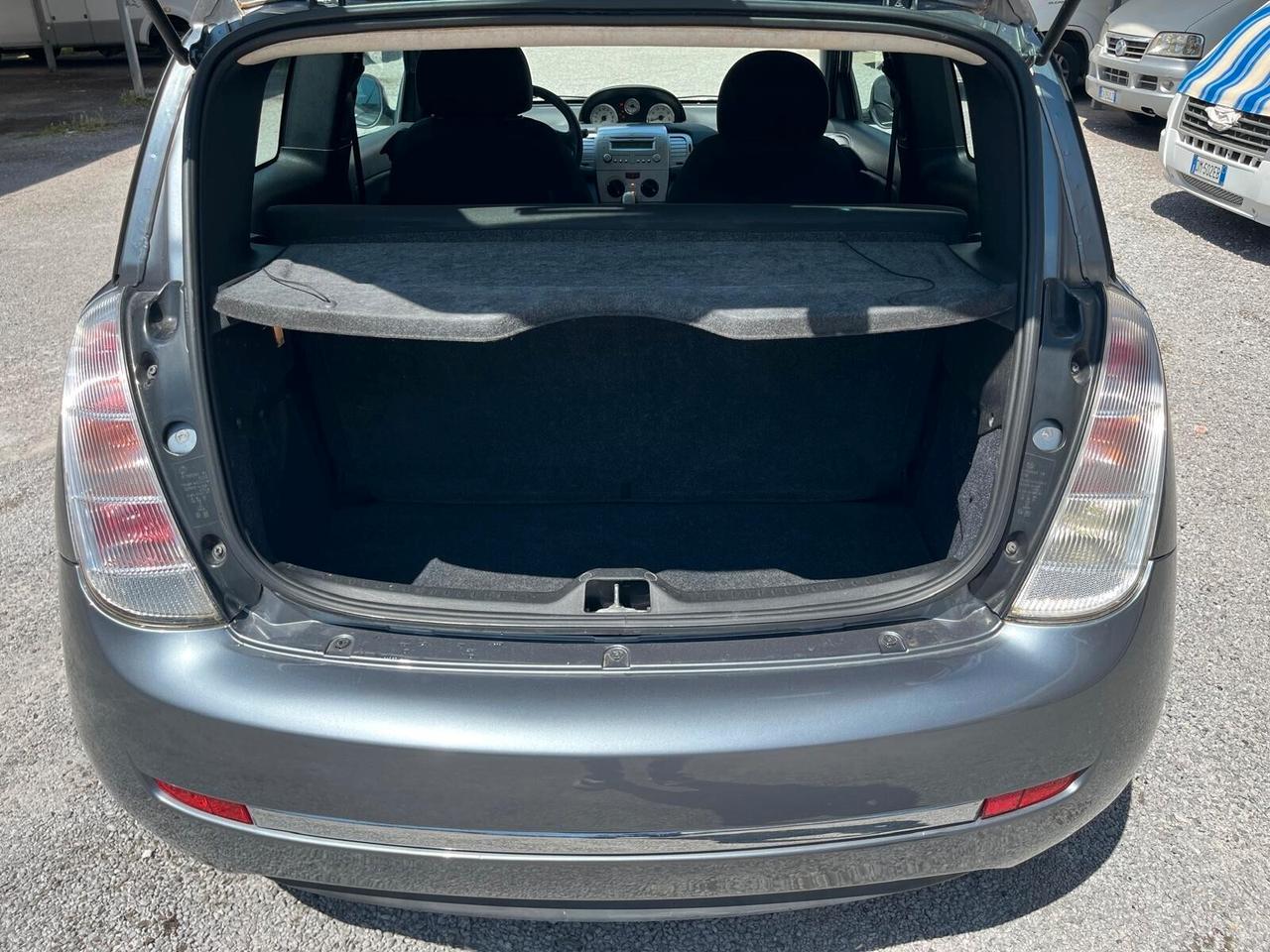Lancia Ypsilon 2011 Diva 1.3 Mjt 75Cv EURO 5