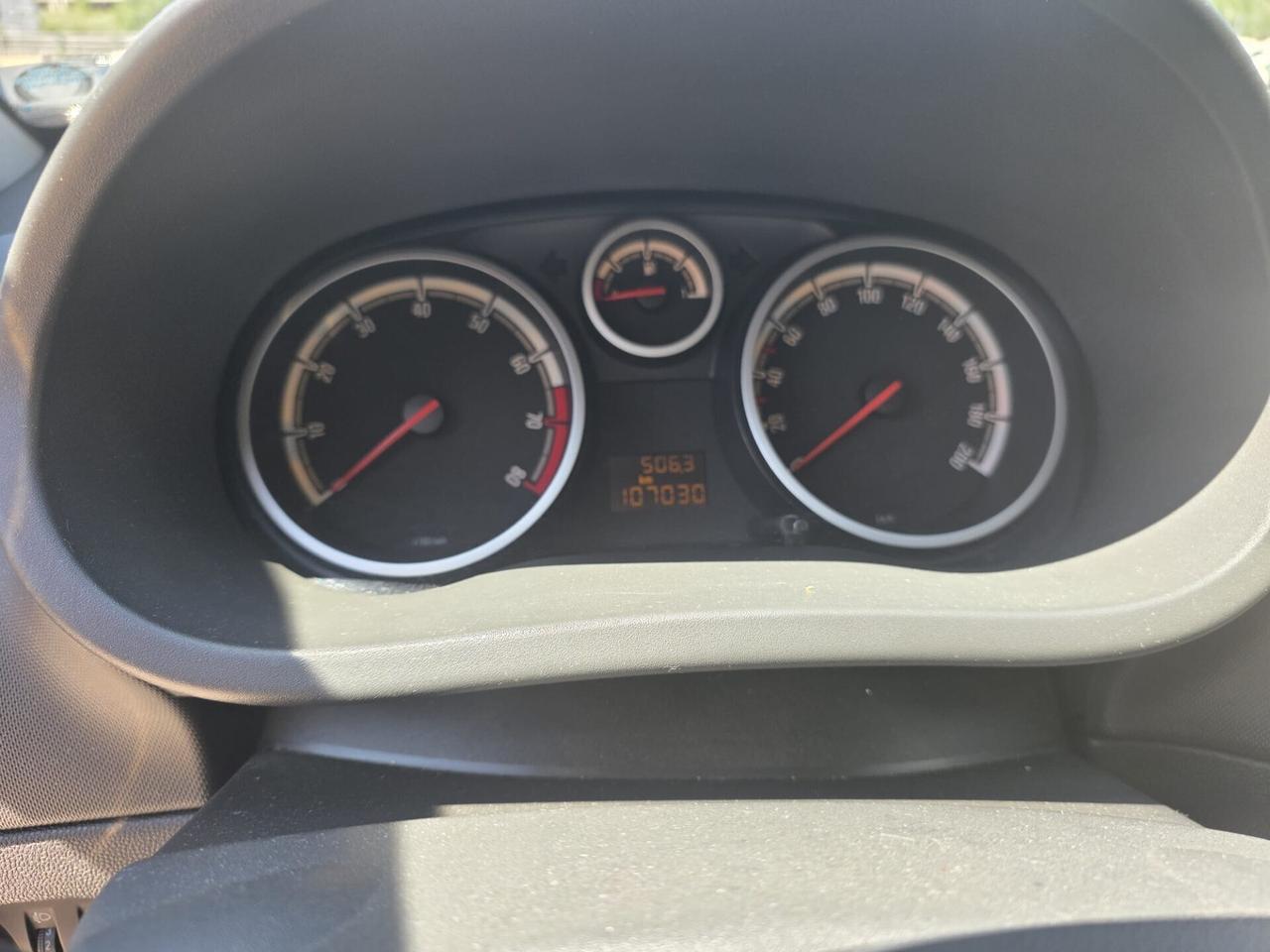 Opel Corsa 1.2 5 porte Elective