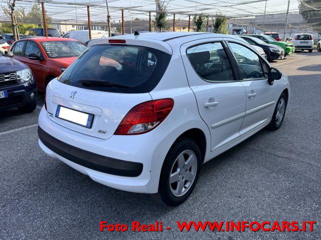 PEUGEOT 207 1.4 HDi 70CV 5 PORTE - NEOPATENTATI