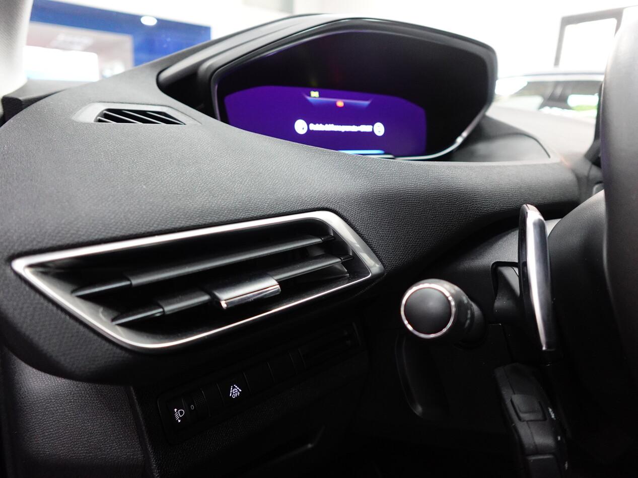 Peugeot 3008 II 1.5 BlueHDI 130 CV EAT8 ALLURE PACK