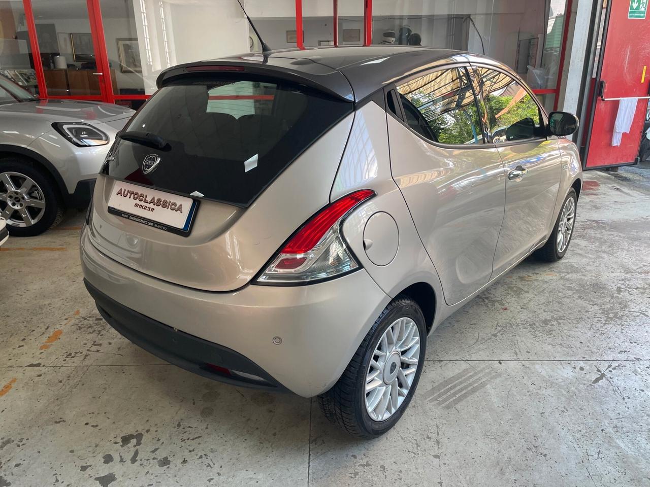 Lancia Ypsilon 1.2 69 CV 5 porte 30th Anniversary 49.000KM!!!