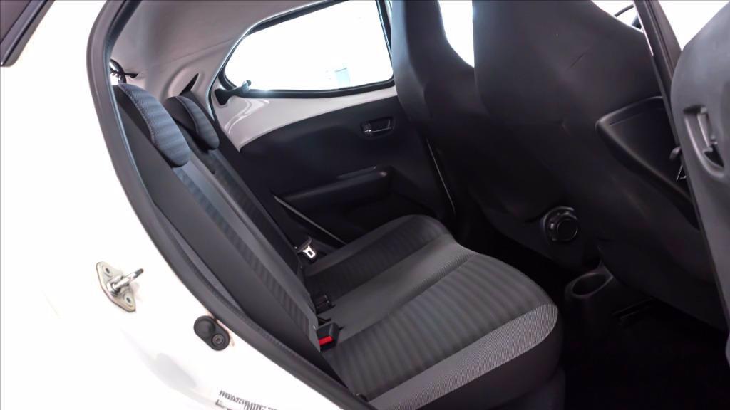 TOYOTA Aygo 5p 1.0 x-play 72cv del 2021