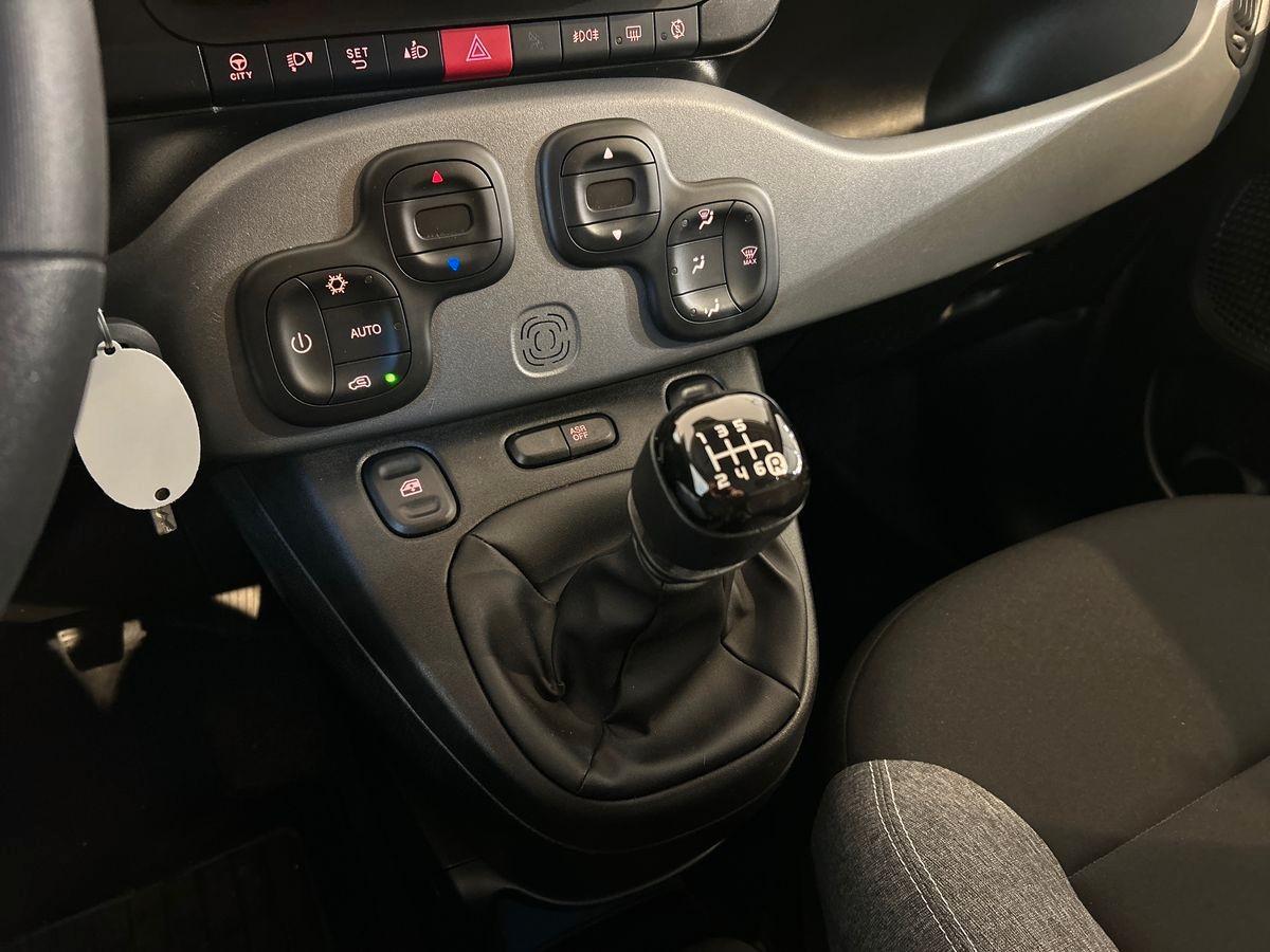 FIAT Panda III 2021 Cross - Panda 1.0 firefly hybrid City Cross s