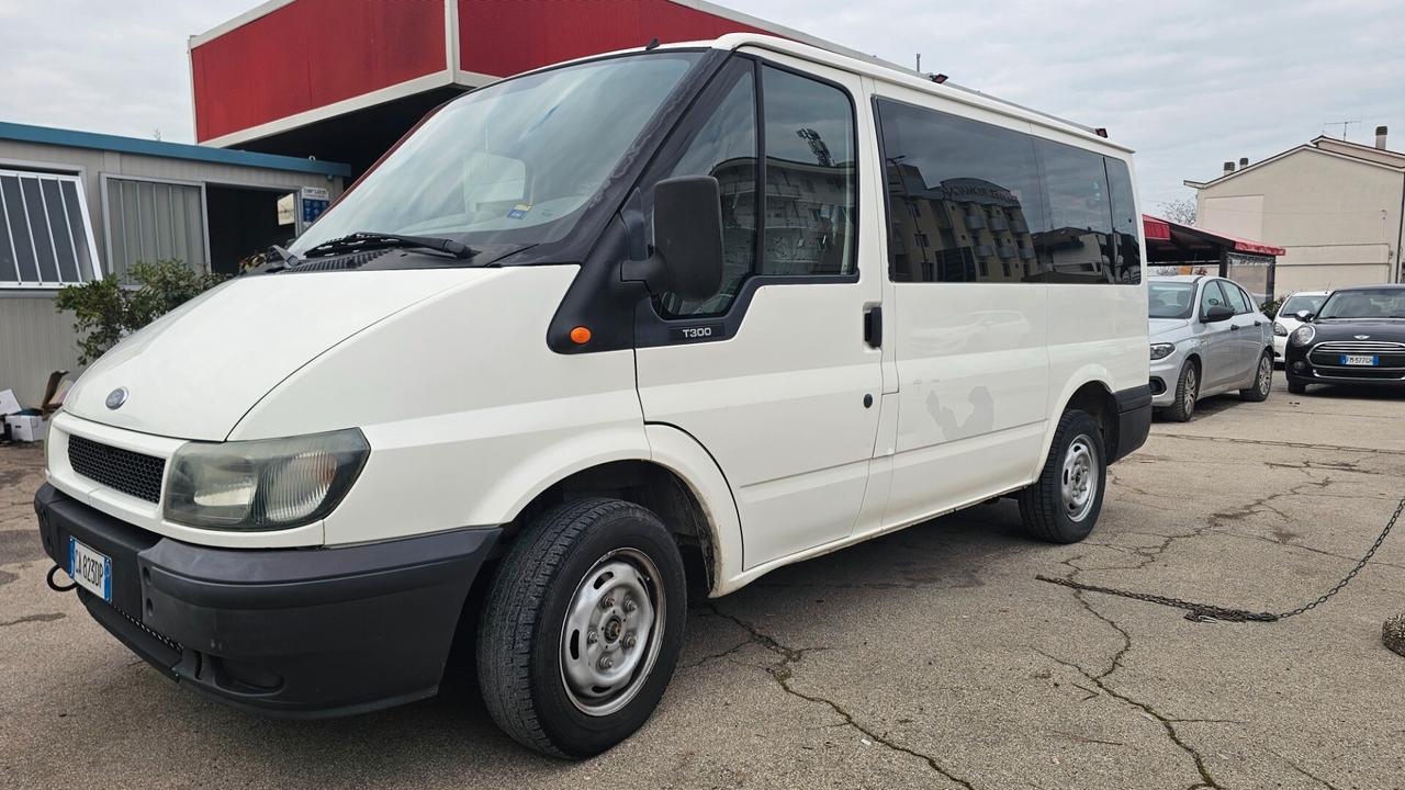 Ford Transit Bus 2.0 TD-75 cat PC-TM Combi 9 posti