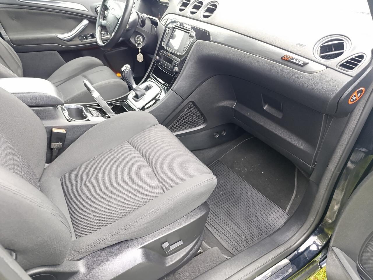 Ford S-Max 2.0 TDCi 140CV Powershift 7 posti Business Nav