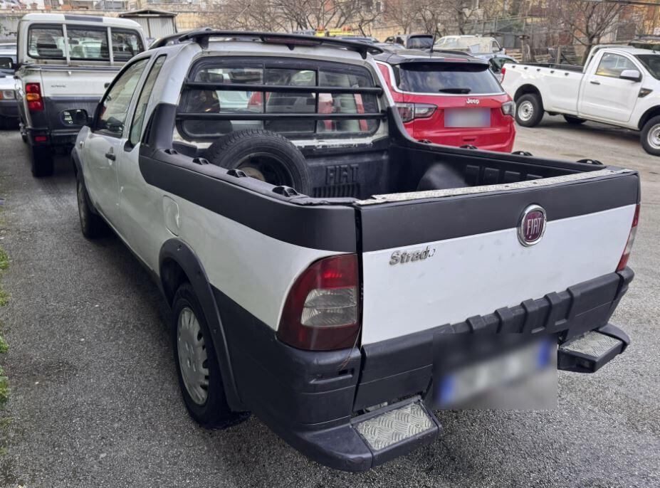 Fiat Strada 1.3 MJT Pick-up Cabina Lunga Adventure