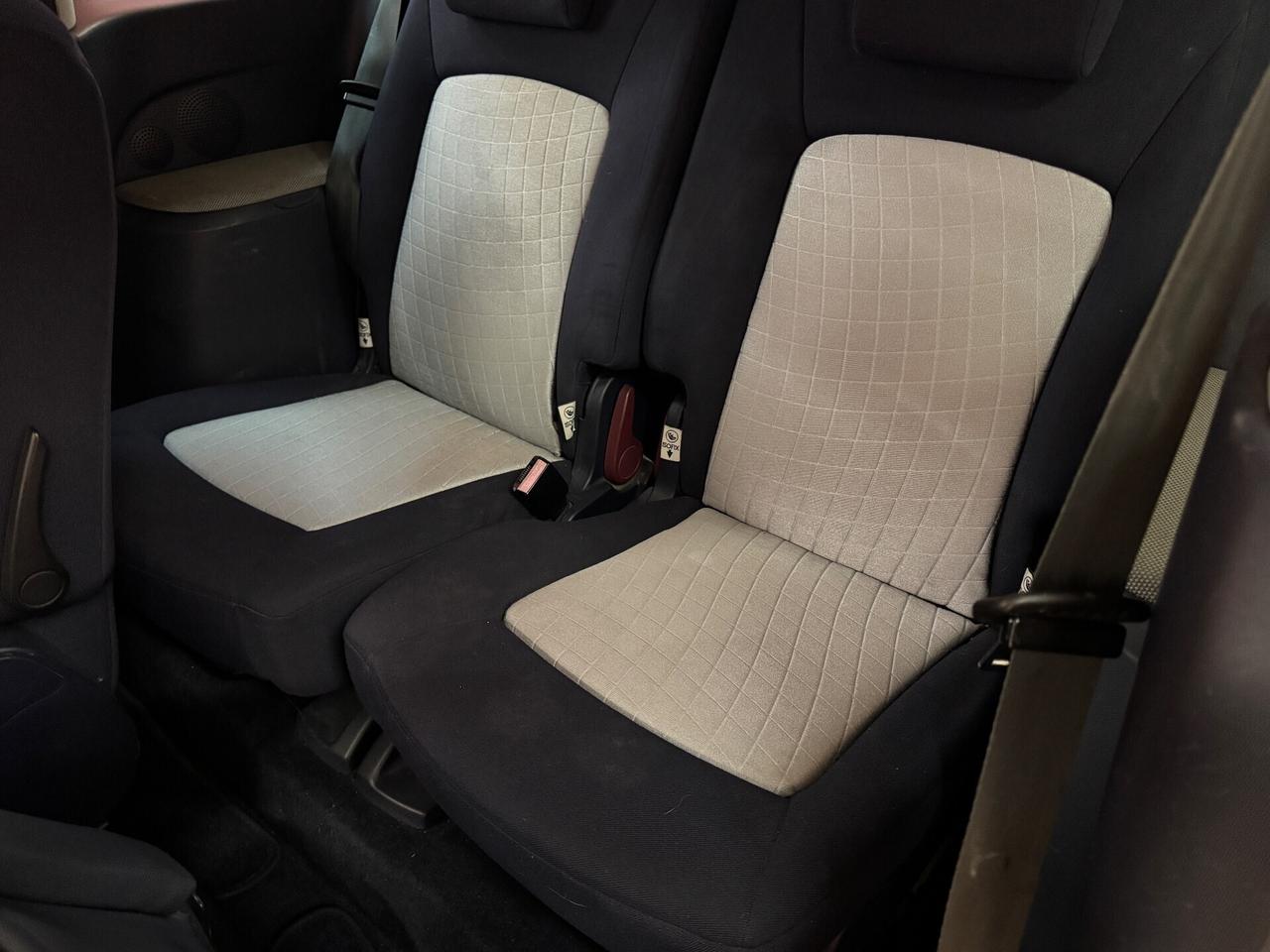 Peugeot 1007 1.6 Trendy Automatica Tutti i lavori eseguiti