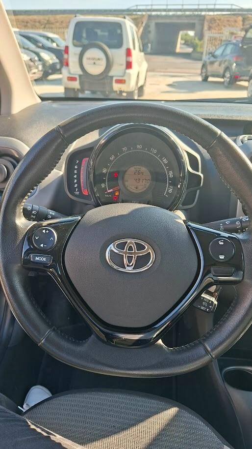 Toyota Aygo Connect 1.0 VVT-i 72 CV 5 porte 2021