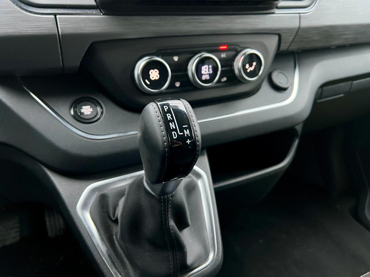 Renault Trafic 2.0 dCi 150 EDC SpaceClass L1