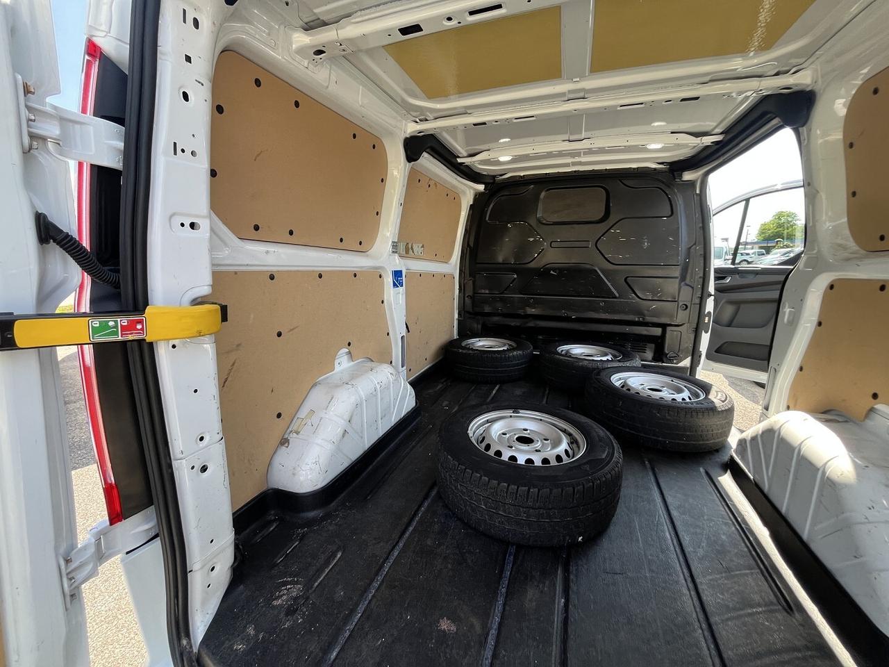 FORD TRANSIT CUSTOM 2000 TDI 130 cv