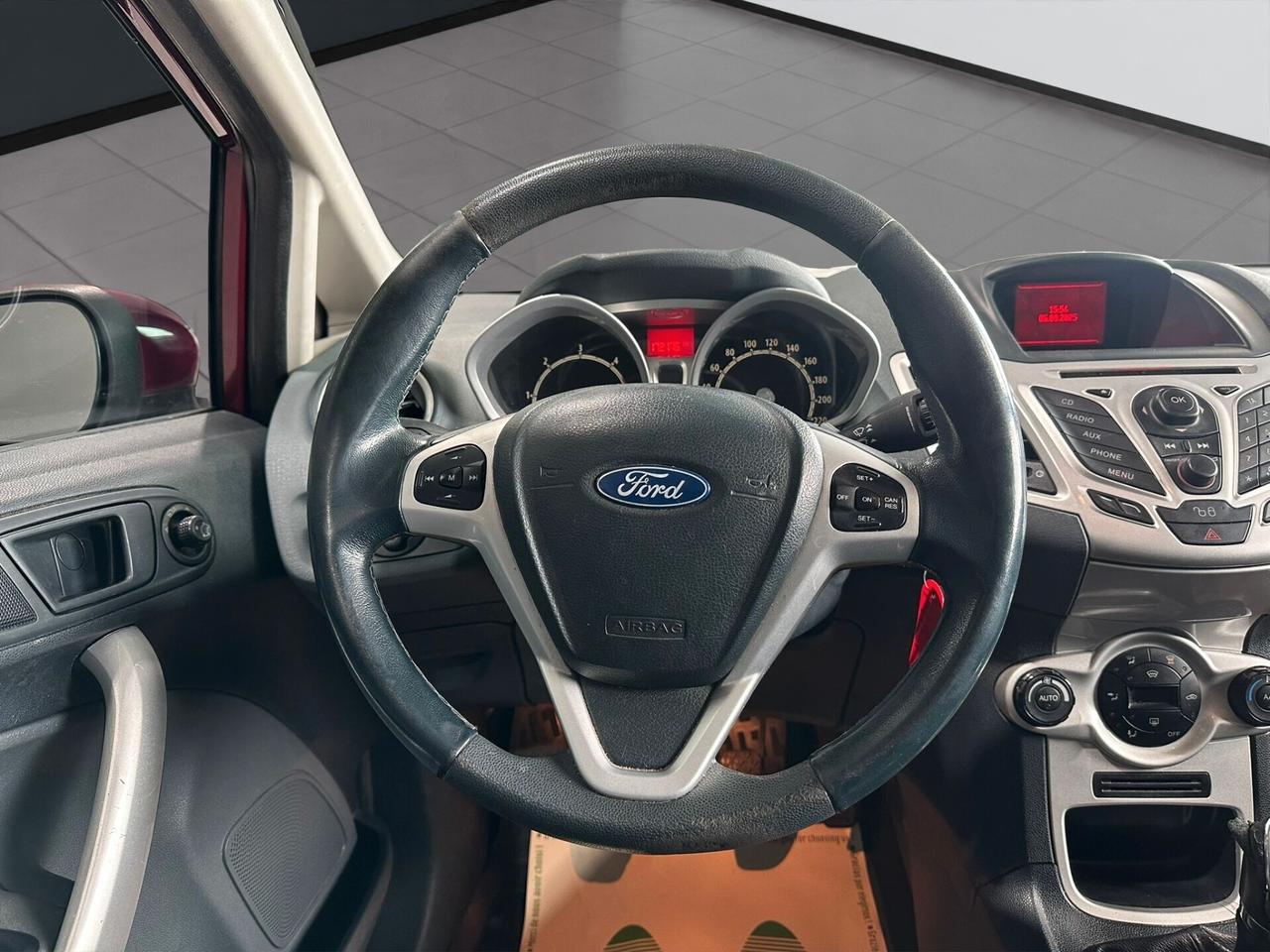 Ford Fiesta 1.4 TDCi 5p. Titanium