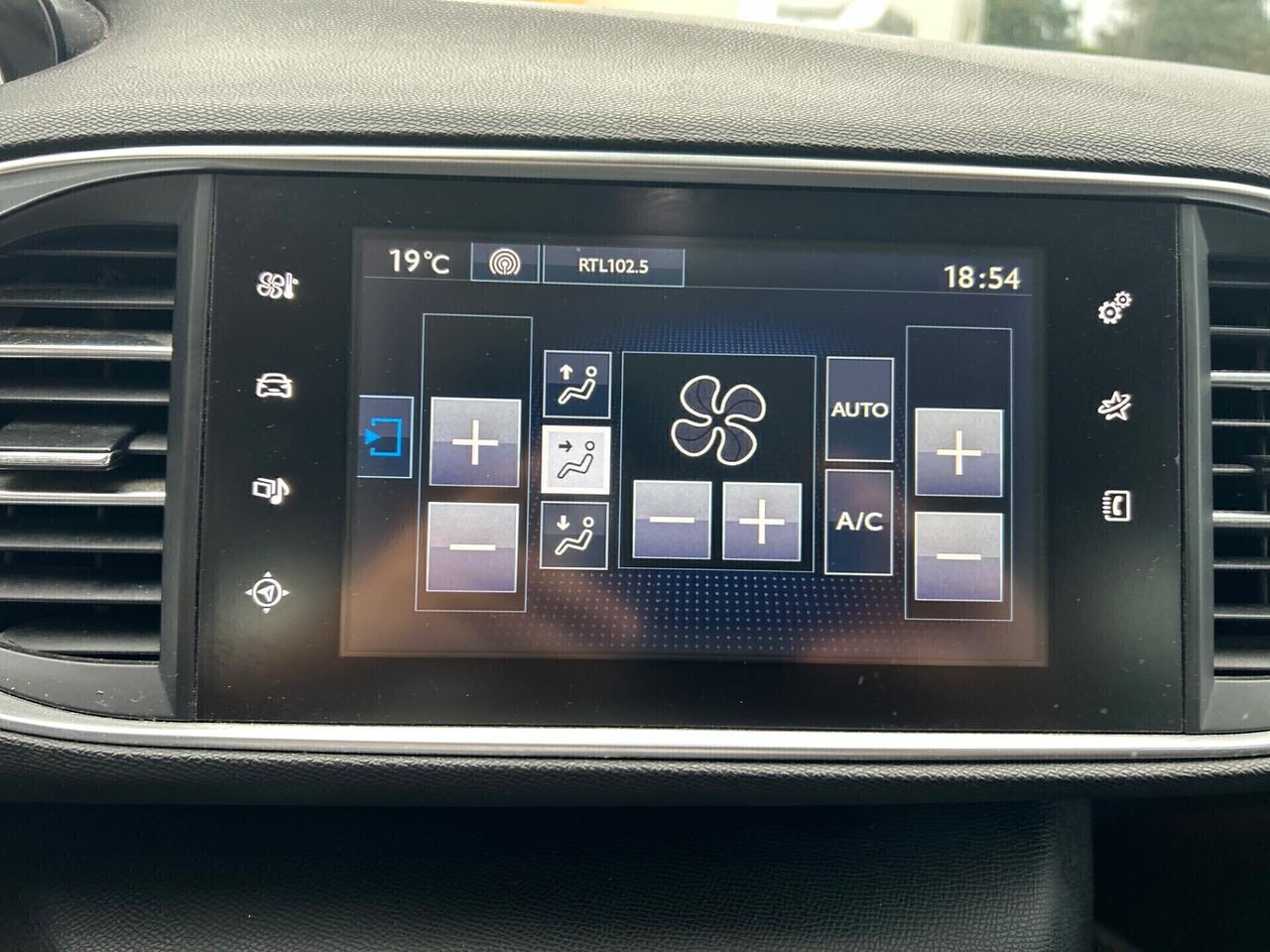 Peugeot 308 PureTech Turbo 130 S&S EAT6 GT Line