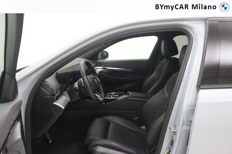 BMW i5 Berlina MSport edition xDrive40