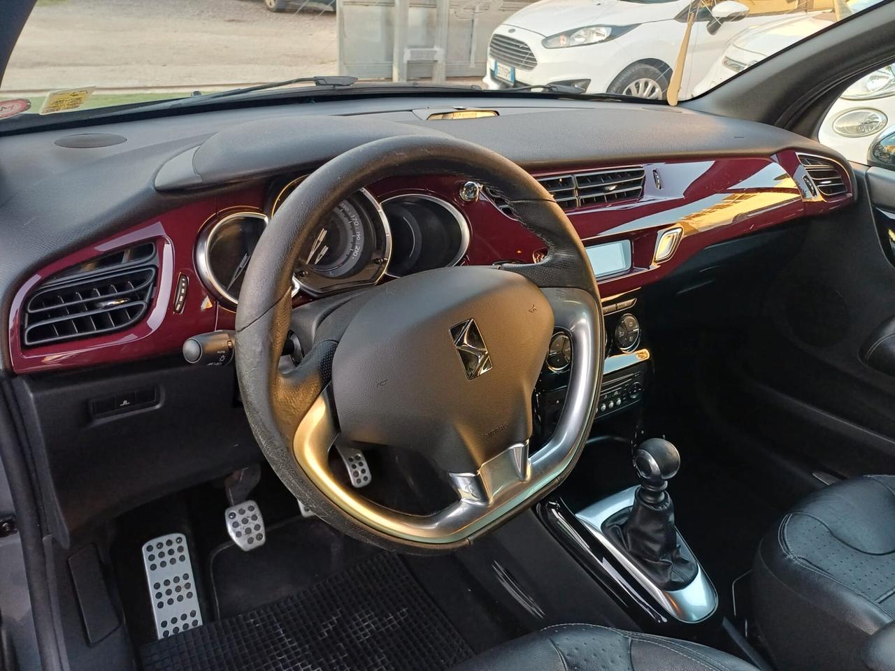 DS3 3 1.6 HDi 110 SPORTIVA - 2011