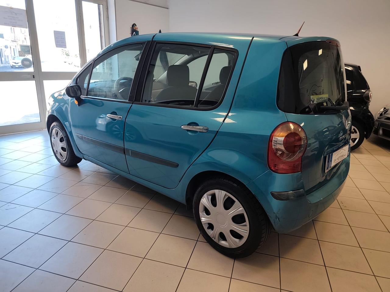 Renault Modus 1.5 dCi 82CV Luxe Privilège