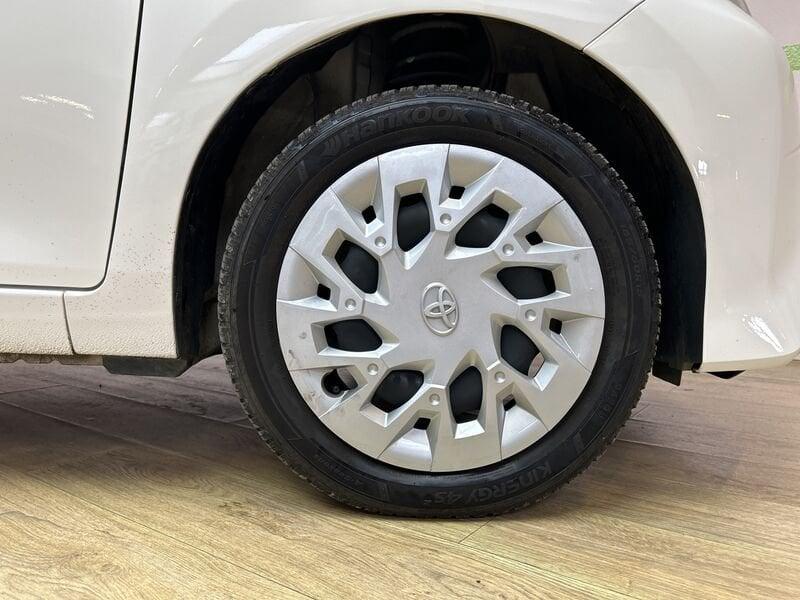 Toyota Aygo 1.0 x-cool 72 CV