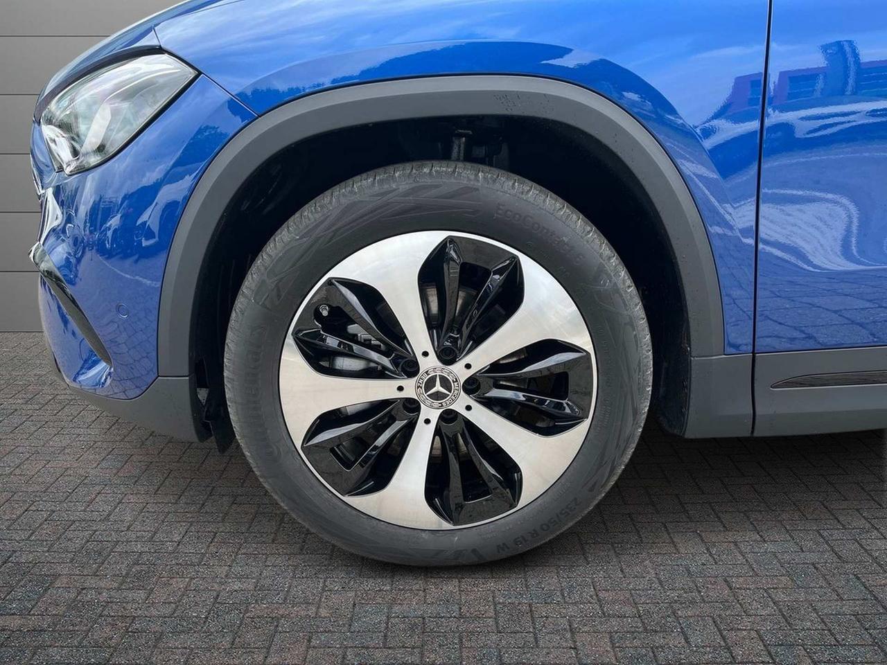 Mercedes-Benz GLA 200 d automatic