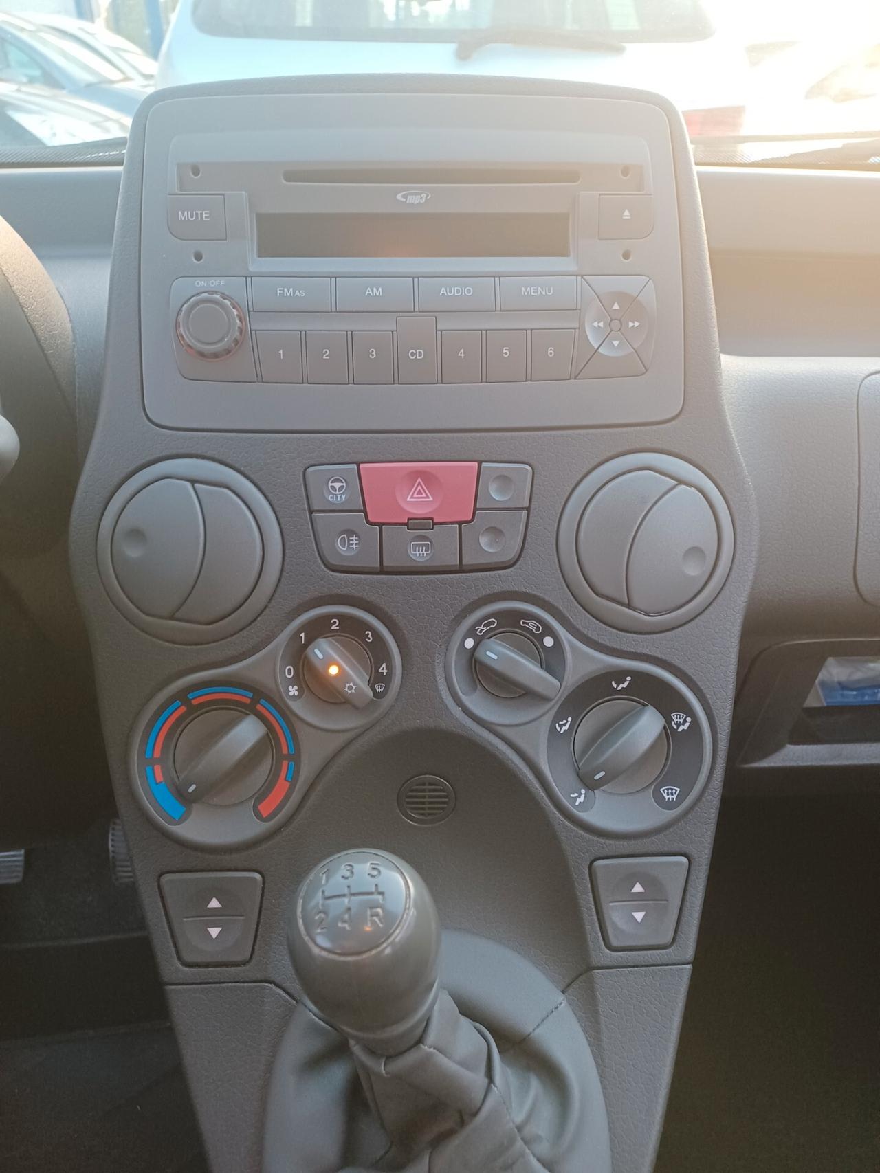 Fiat Panda 1.2 BENZINA ANNO 2013