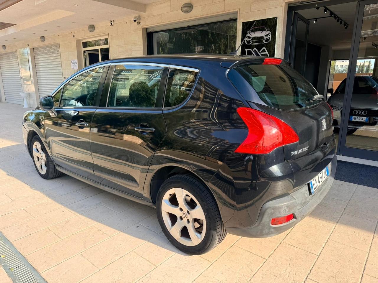 Peugeot 3008 1.6 e-HDi 112CV cambio robotizzato S.&S. Business