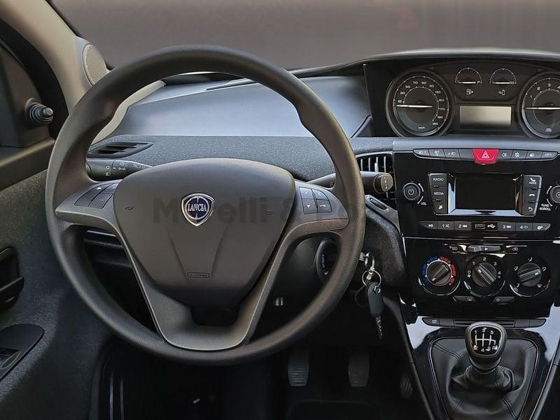 Lancia Ypsilon Ypsilon 1.0 FireFly 5 porte S&S Hybrid Silver
