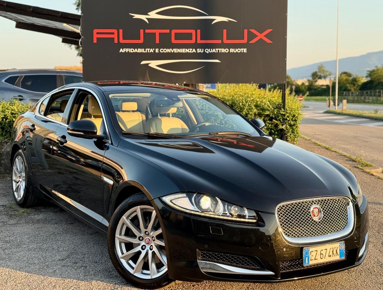 JAGUAR XF 3.0 D V6 240CV Portfolio - 2015
