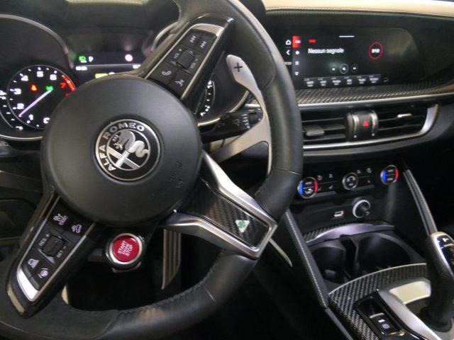 ALFA ROMEO Stelvio 2.9 Bi-Turbo V6 510 CV QV CARBO-AKRAPOVIC