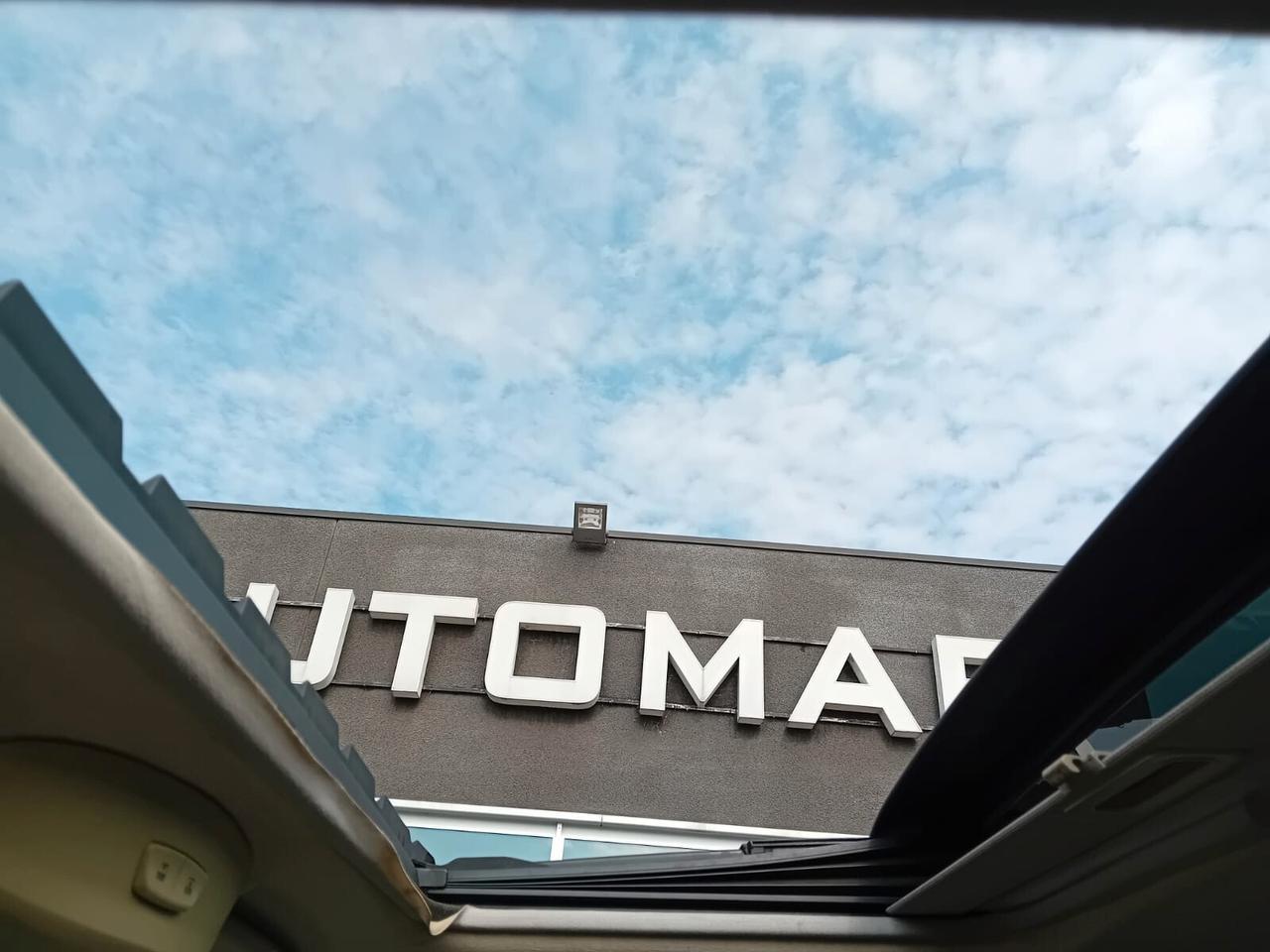 Lancia Ypsilon PER COMMERCIANTI
