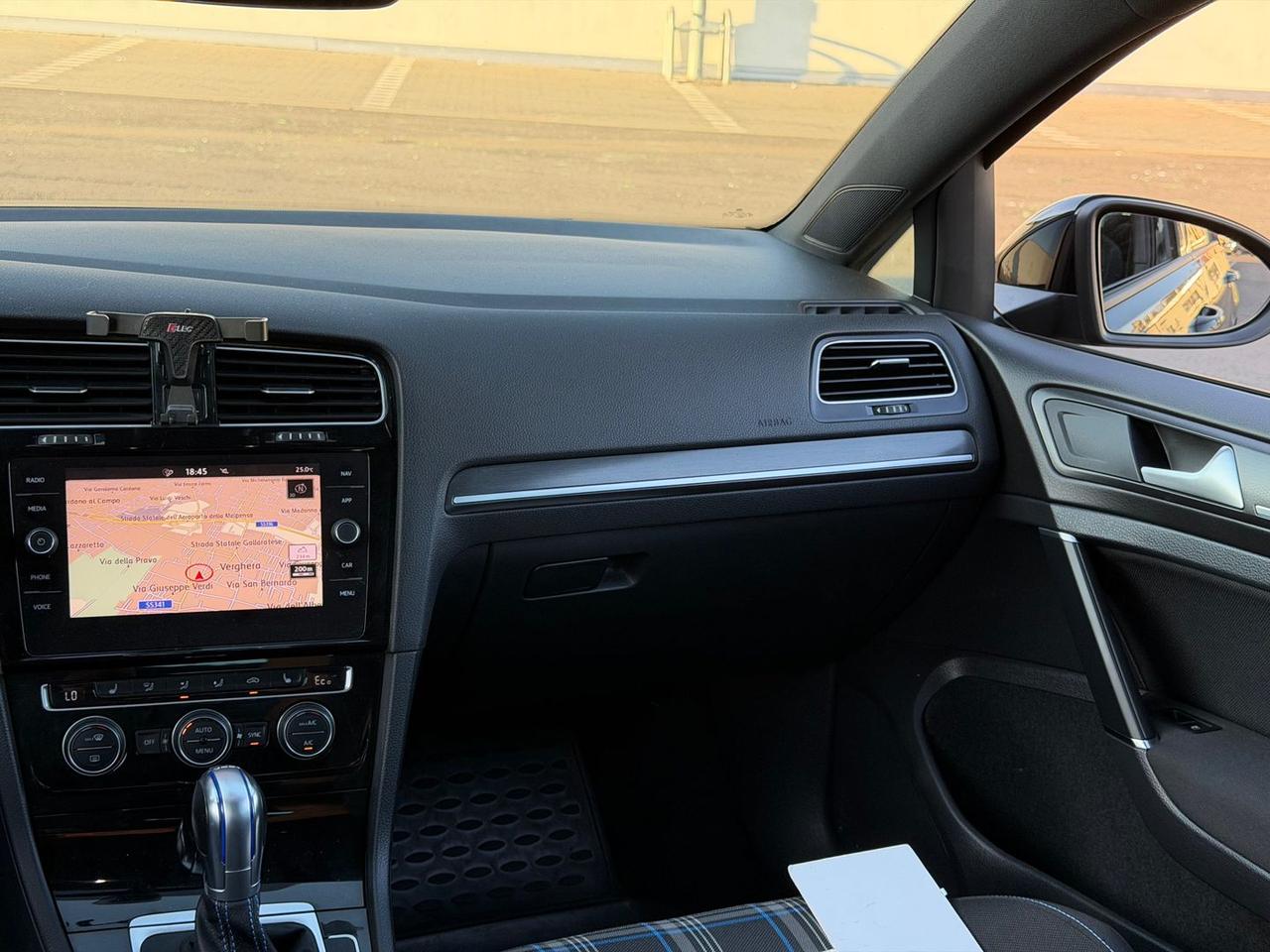 Volkswagen Golf 1.4 TSI GTE PHEV Executive #10313