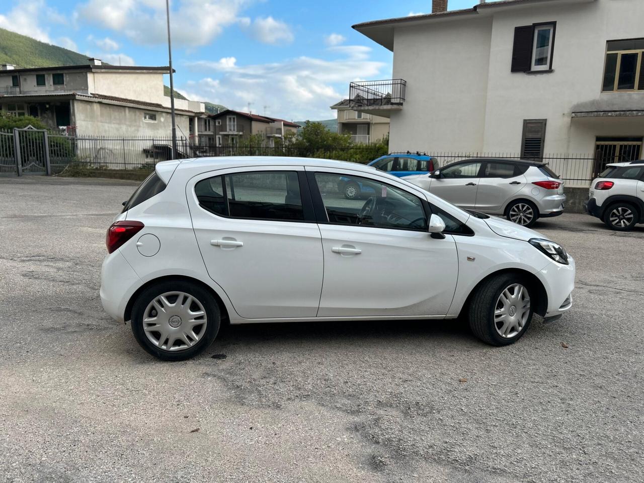 Opel Corsa 1.2 5 porte Innovation GPL