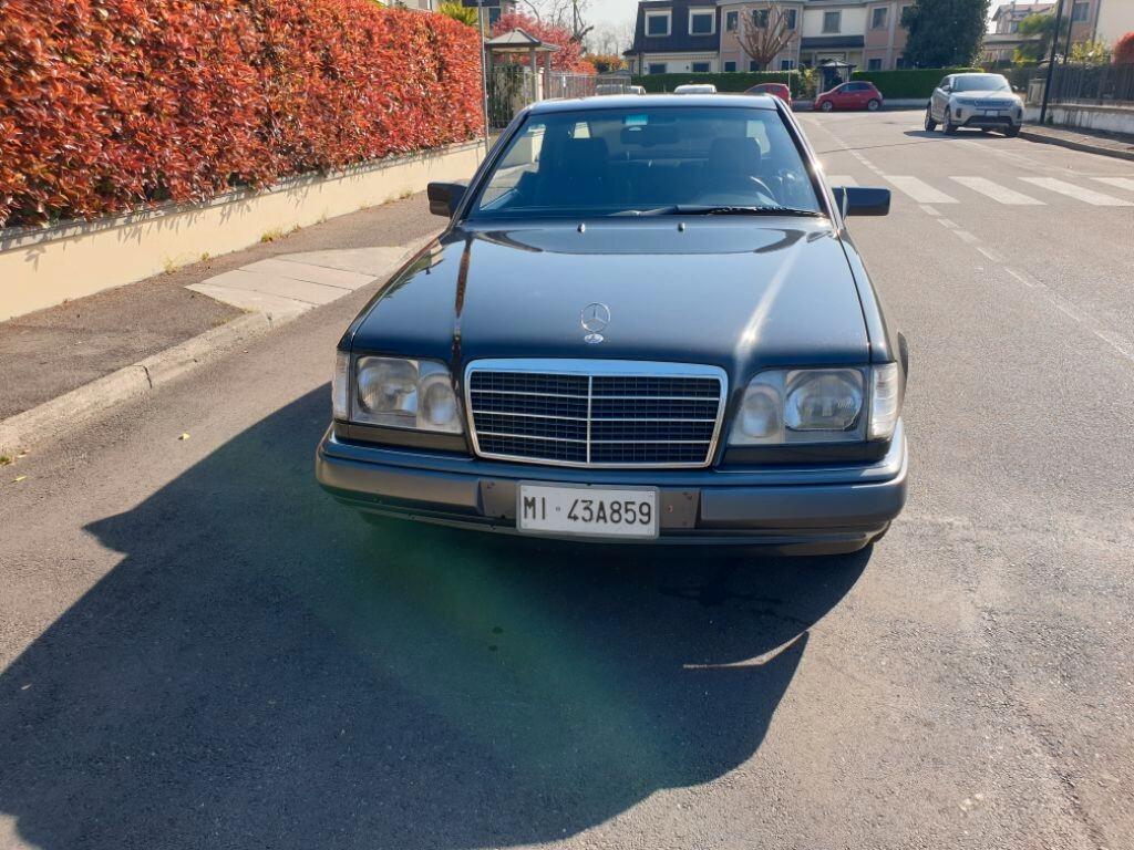Mercedes-benz E-Series C E 200 cat Coupé full.opt unica