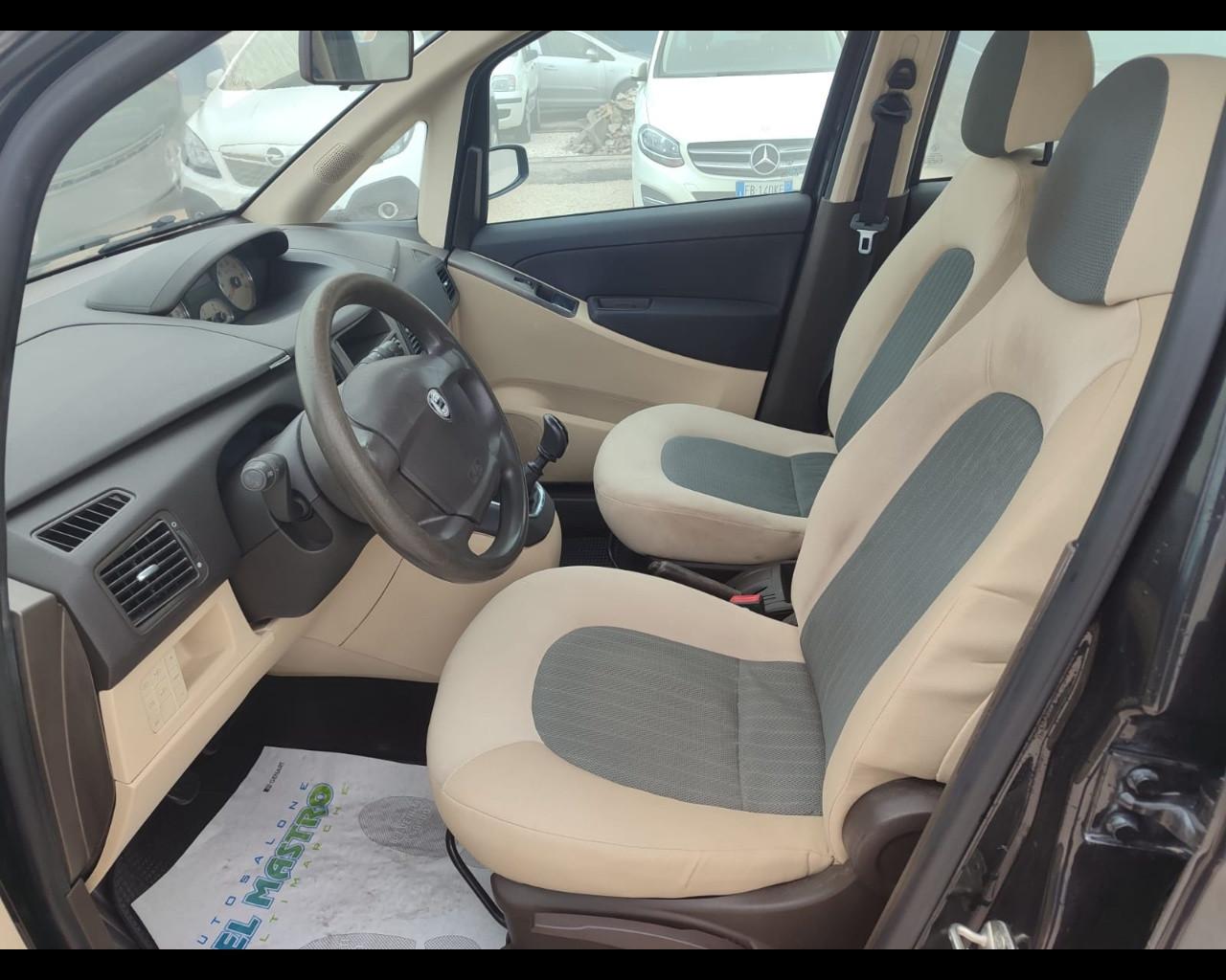 LANCIA Musa - 1.4 16V Oro