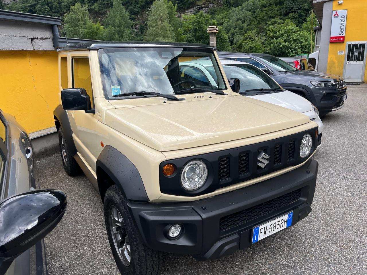 Suzuki Jimny 1.5 5MT Top