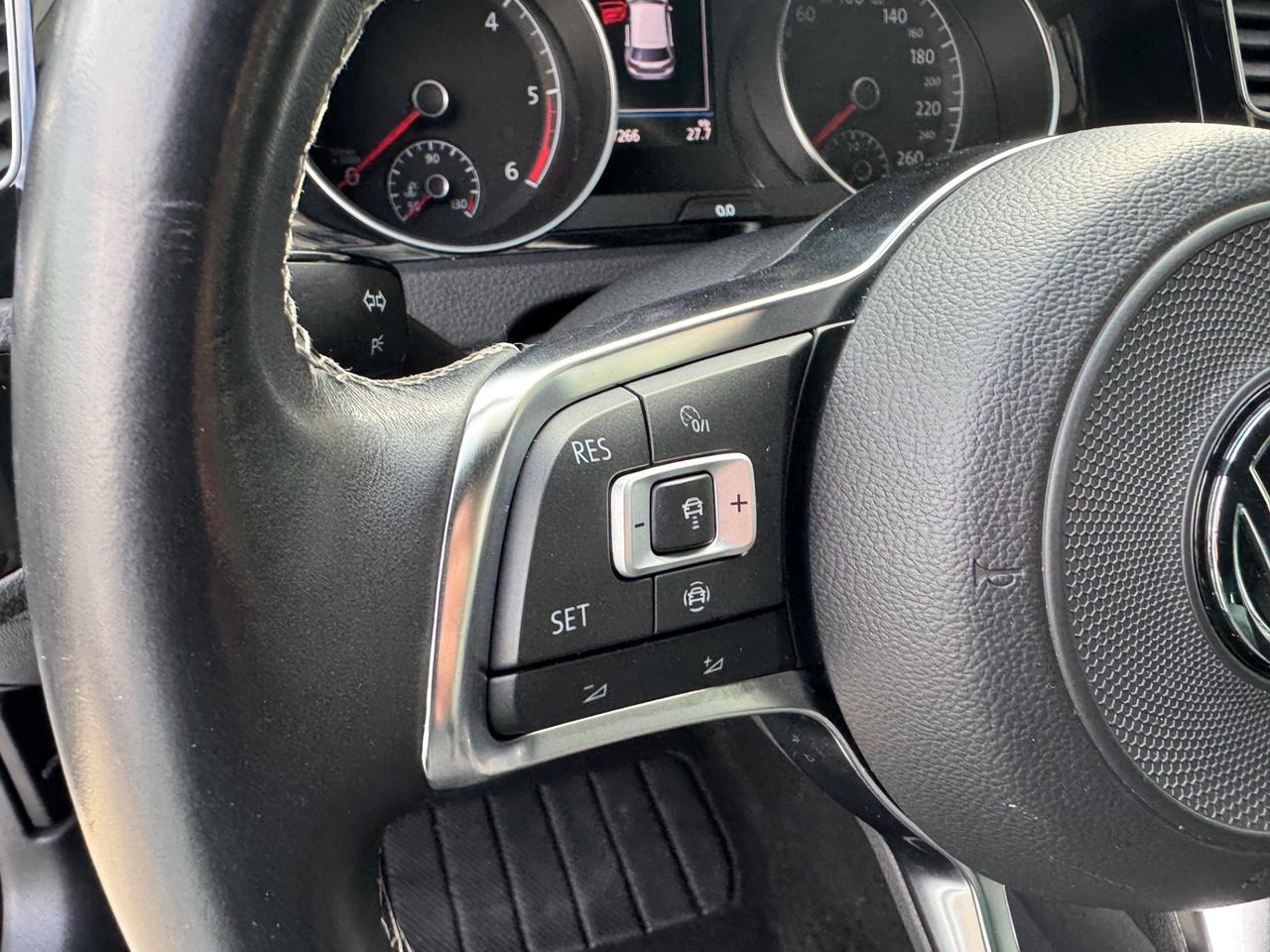 Vw Golf 2.0 TDI - R.LINE - FARI LED - 2019