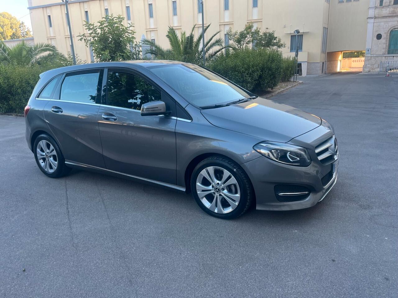 Mercedes-benz B 1.6 Cdi Automatic Executive 2019