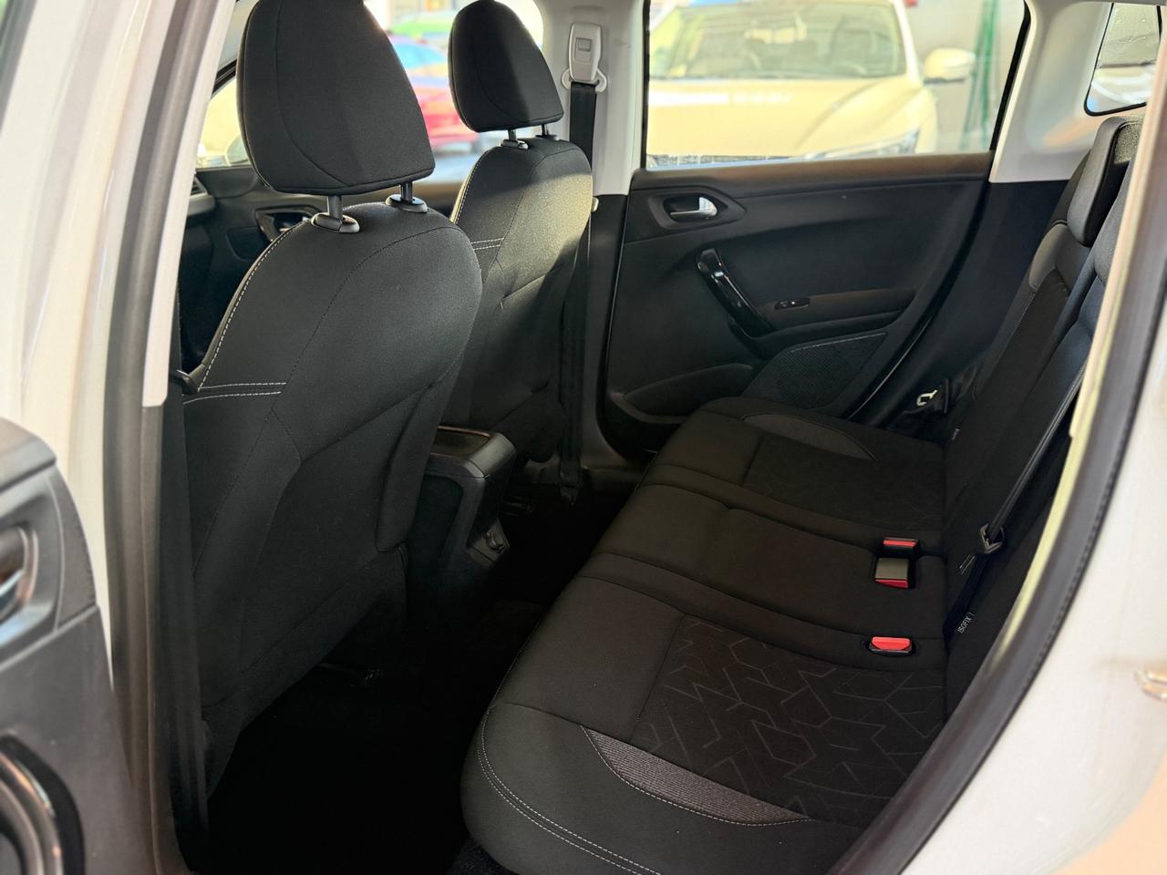 Peugeot 2008 GPL 82CV EURO 6 Neopatentati 2020
