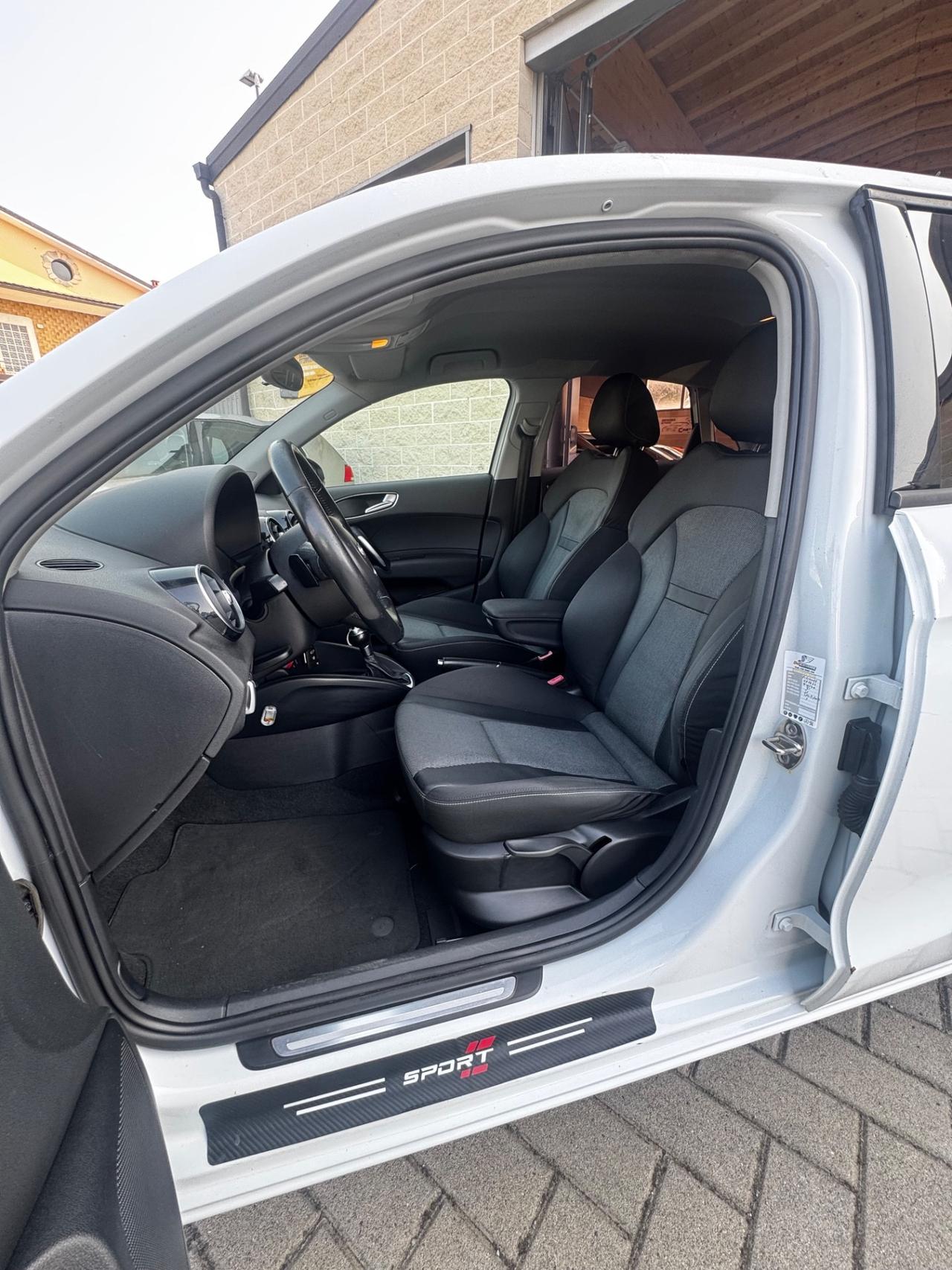 Audi A1 1.6 TDI S tronic Admired