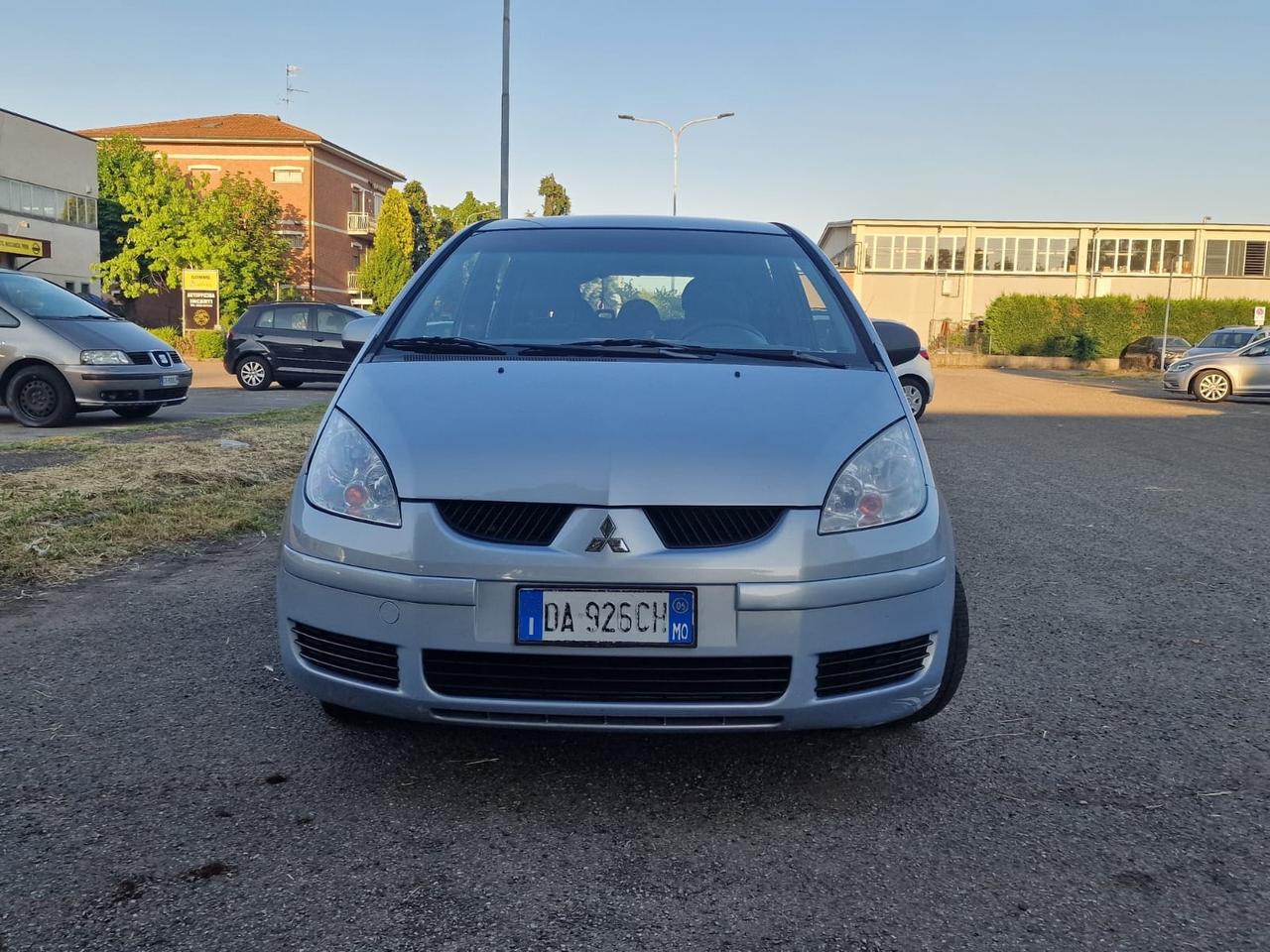 Mitsubishi Colt 1.3 16V 5p. Sportychrome