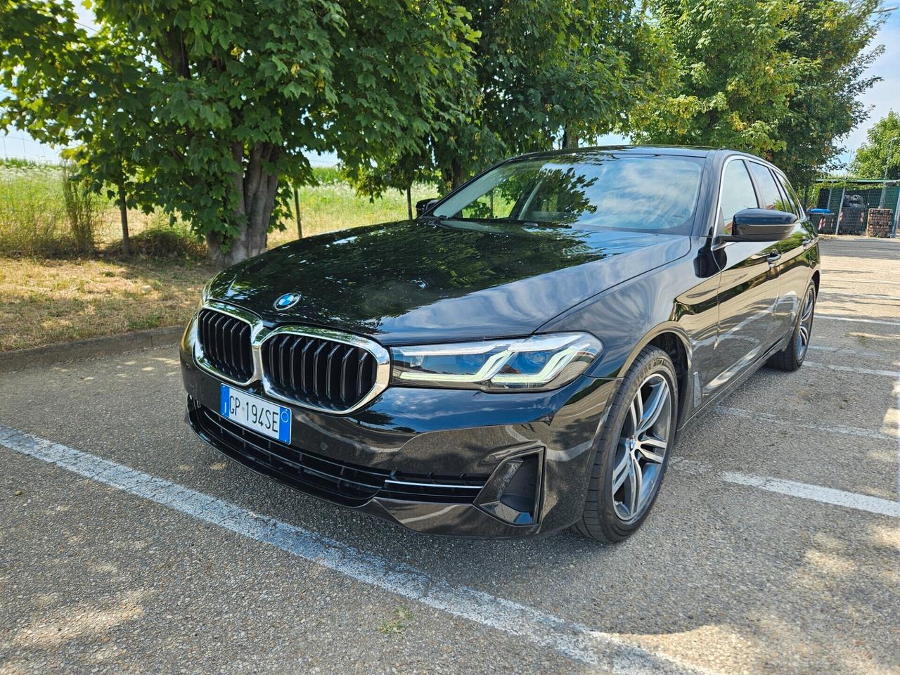 Bmw 520d 48V Touring mhev Business AUTO