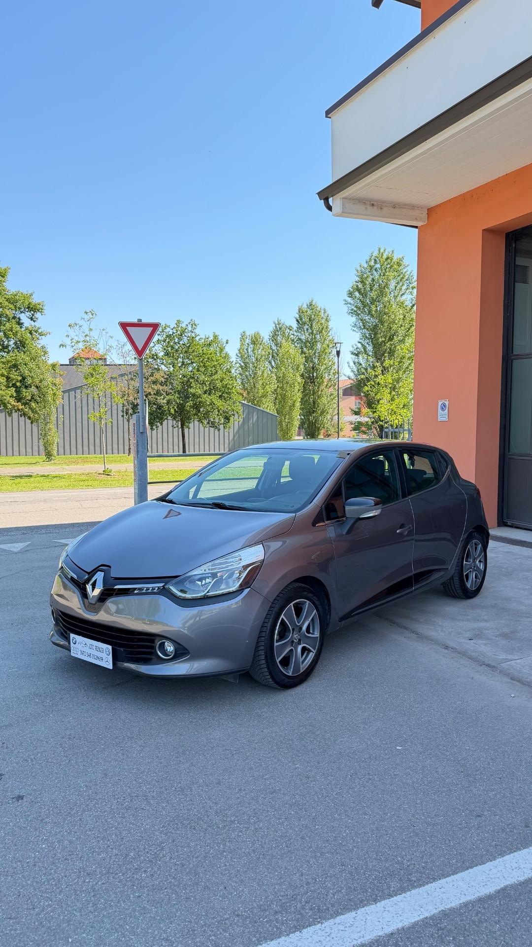 Renault Clio 1.2 75CV 5 porte National