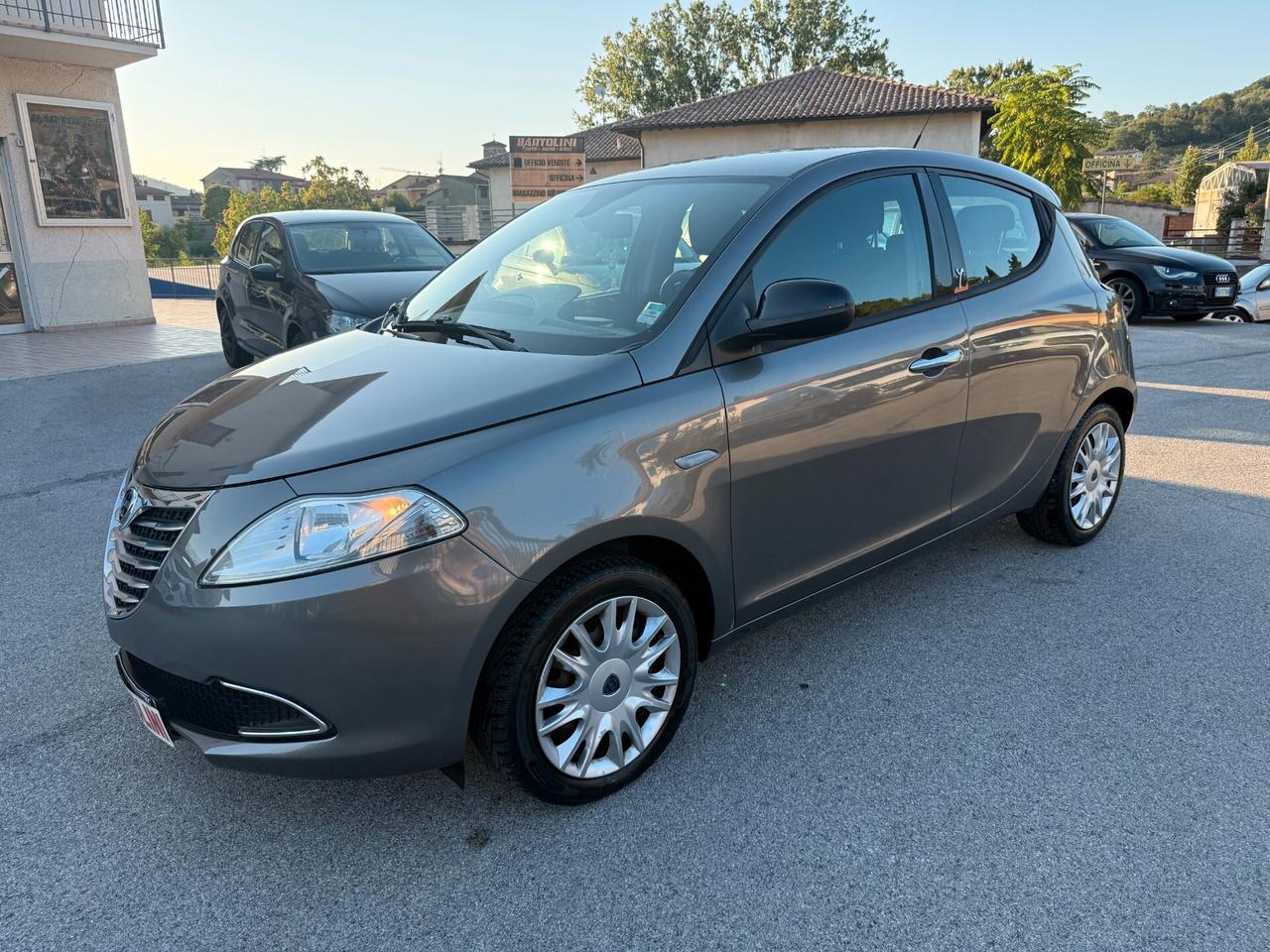 Lancia Ypsilon 1.2 69 CV 5 porte Gold