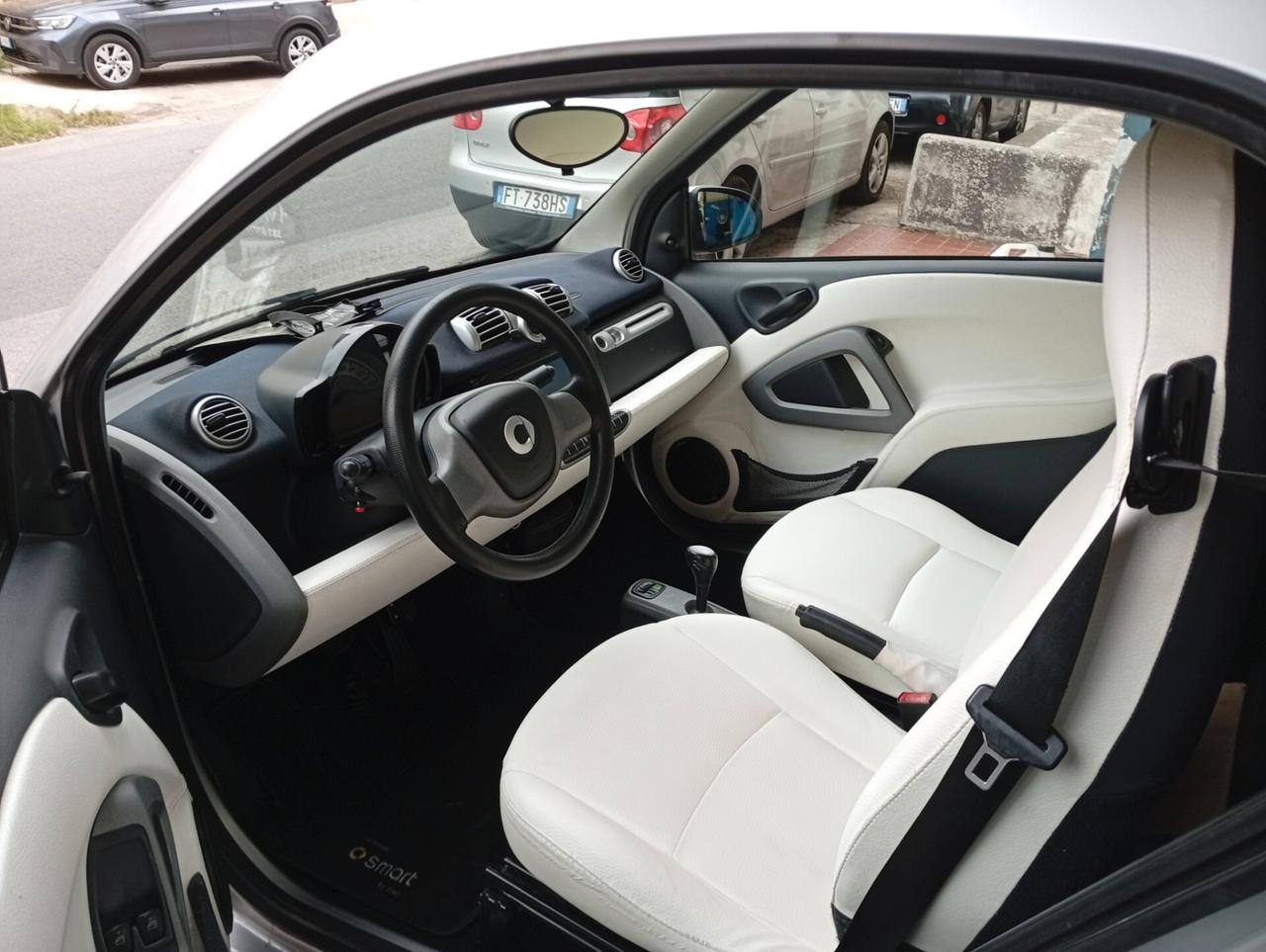 Smart ForTwo 1000 52 kW MHD coupé pulse
