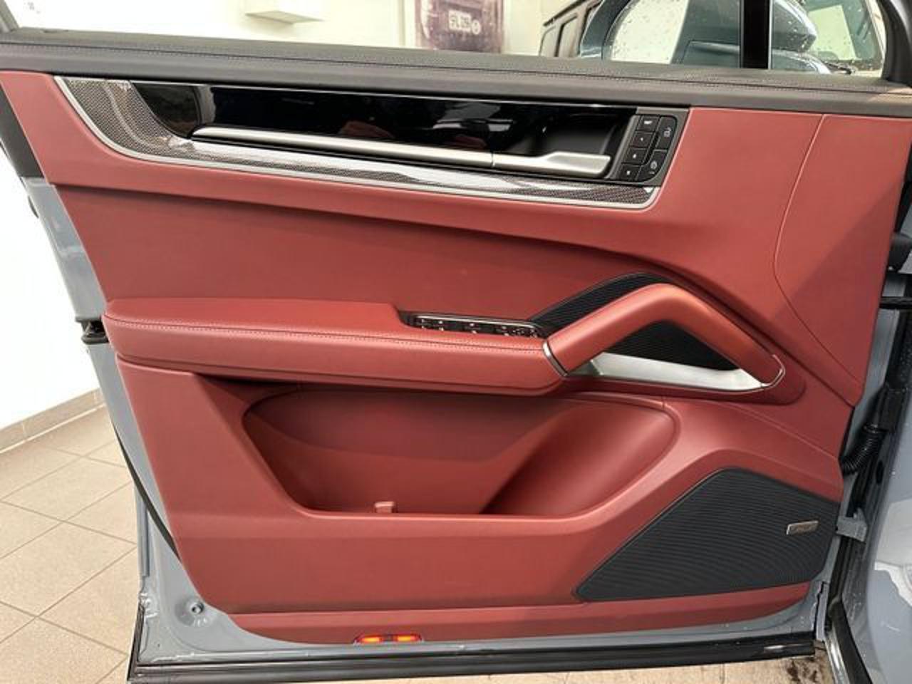 PORSCHE Cayenne Coupé 4.0 GTS*Facelift-Pelle-Leasing-LED*