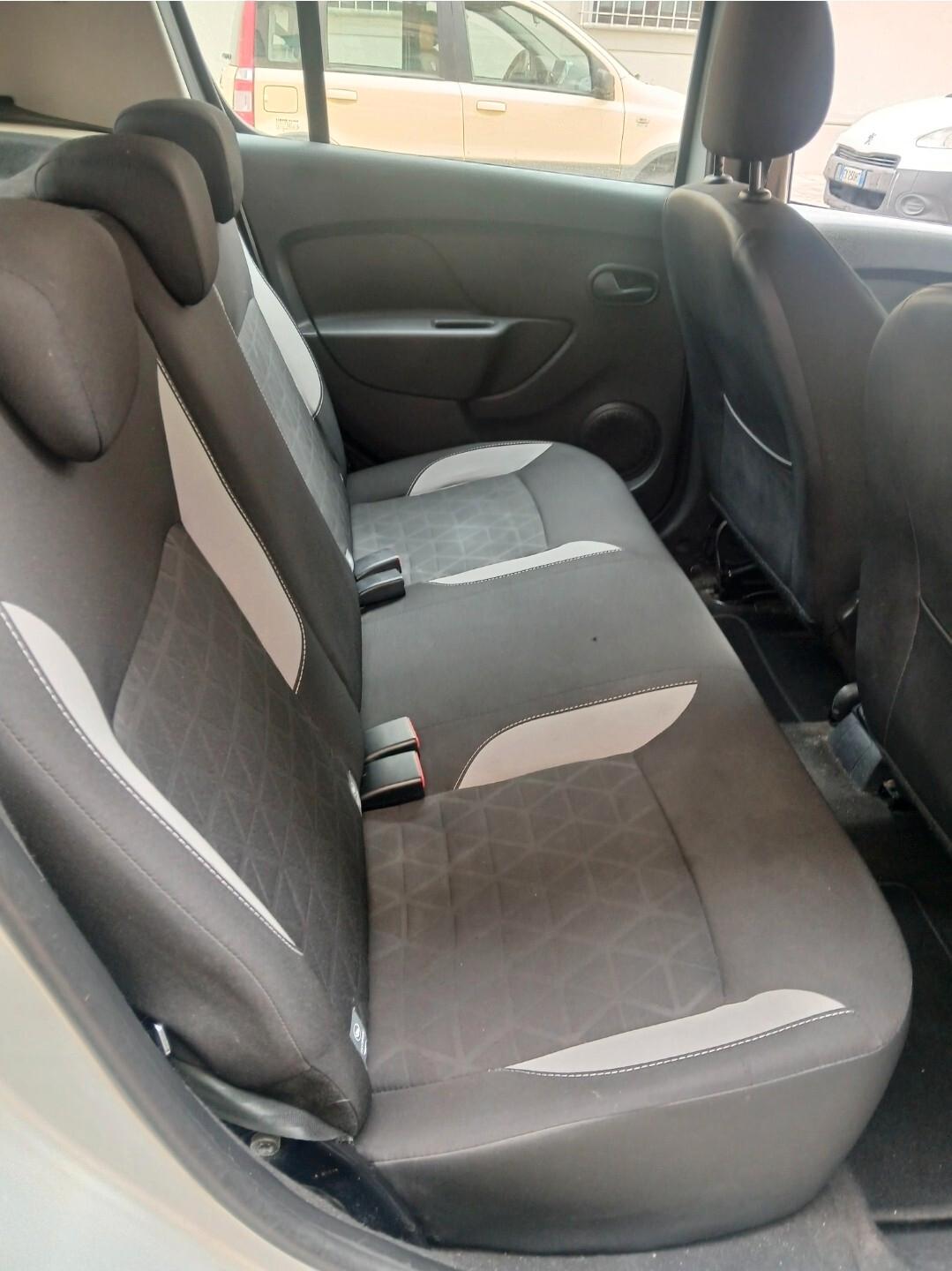 Dacia Sandero Stepway 0.9 GPL NEOPATENTATI PERMUTE