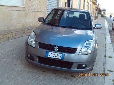 Suzuki Swift BERLINA