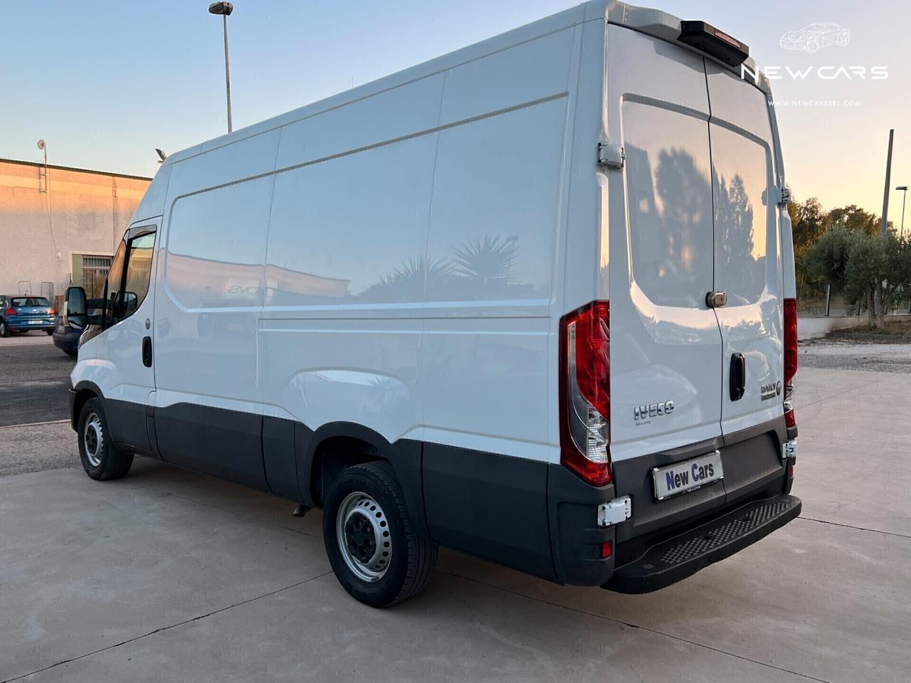 Iveco Daily 35S14SA8V 2.3HPT PLM-TM HI-MATIC